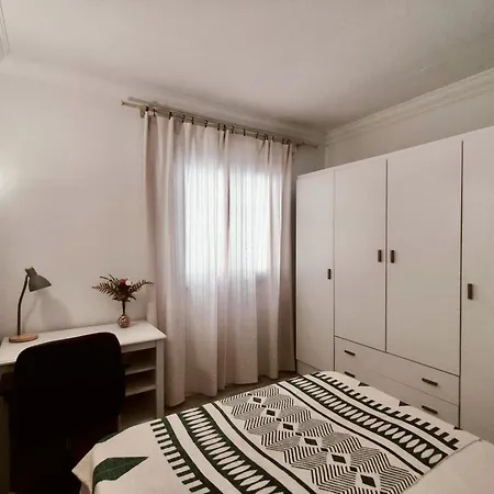 Home2book Bright In Abrigos