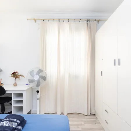 Home2book Bright In Abrigos Los Abrigos